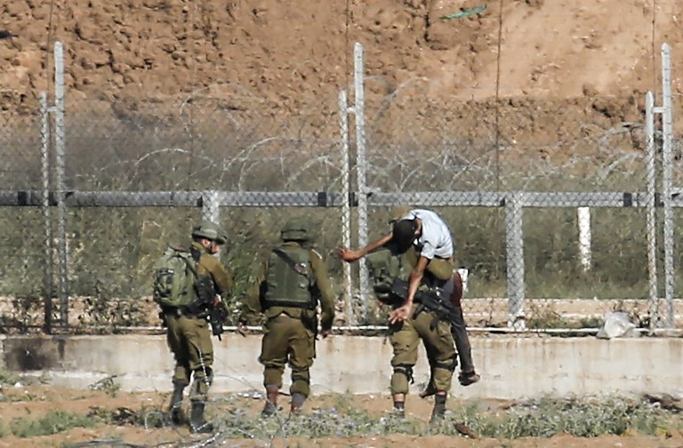 FDI abre fuego para detener dos intentos de infiltración en la valla de Gaza
