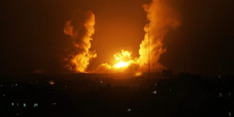 Alta tensión: FDI ataca 8 objetivos de Hamas mientras cohetes se dirigen al sur de Israel