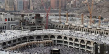Francés se suicida en la Gran Mezquita de La Meca