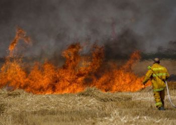 Netanyahu: hay un precio por incendiar los campos