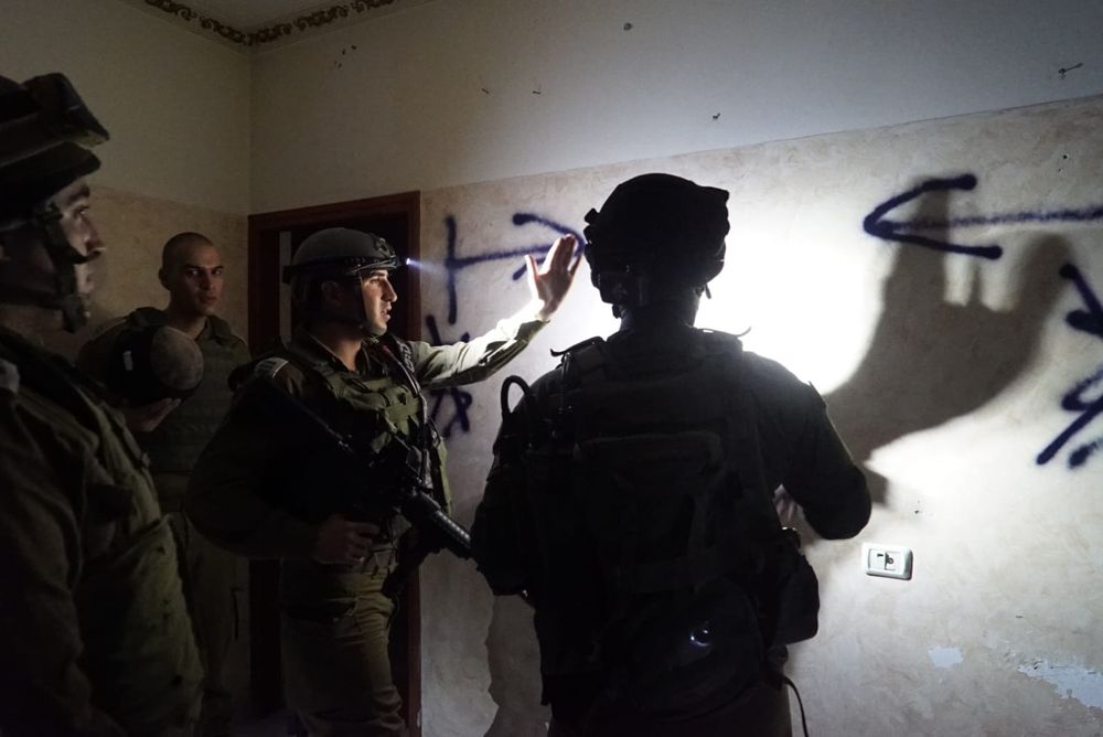Las tropas israelíes, el 21 de junio de 2018, derribaron la casa del terrorista palestino, Ala Qabha, en el norte de Samaria, que embistió con su automóvil a un grupo de soldados y asesinó a dos soldados. (Fuerzas de Defensa de Israel)