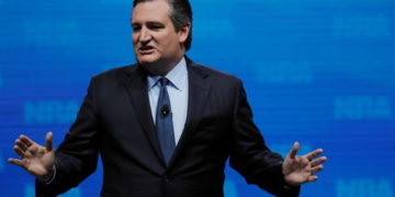 Cruz aplaude a Trump por la retirada del CDHNU