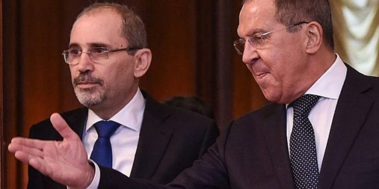Rusia dice que la retirada total de Irán de Siria es "absolutamente irreal"