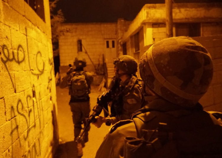 FDI arresta a cuatro periodistas de Hamas en una incursión en Judea y Samaria