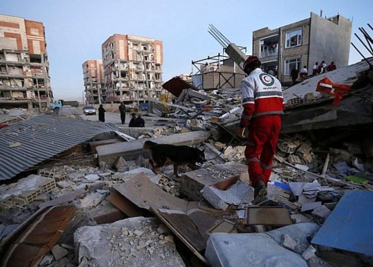 Prensa iraní informa decenas de heridos por nuevo terremoto en el sur