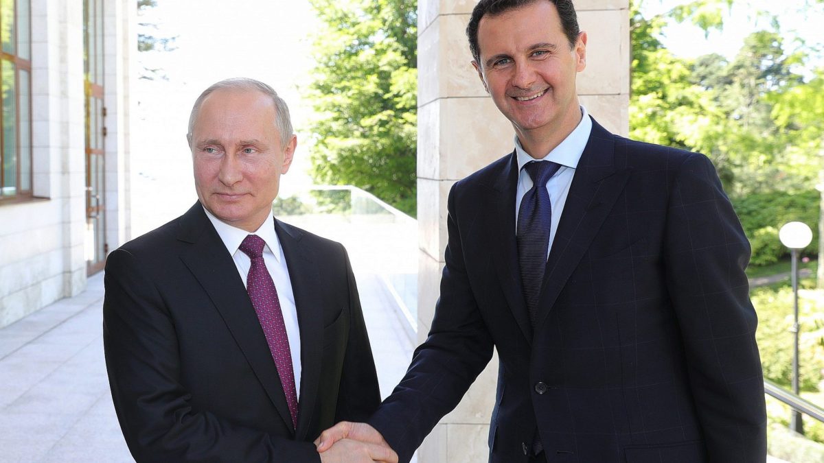 Assad y funcionarios rusos se reúnen en Damasco para discutir sobre Siria