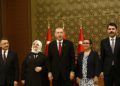 Erdogan nombra ministro de finanzas a su yerno y adquiere nuevos poderes