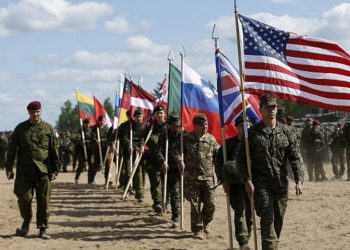 Trump regaña a líderes de la OTAN por gastar poco en defensa y advierte de repercusiones