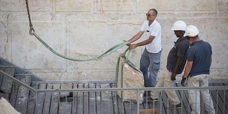 Fatah de Abbas: Israel planea destruir la mezquita al-Aqsa