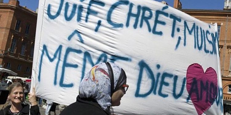 Líderes musulmanes franceses no firmarán campaña que condena el antisemitismo