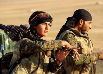 Los kurdos y el Gobierno sirio acuerdan negociar para poner fin a la guerra