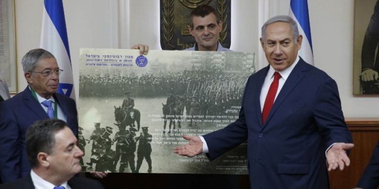 En medio de críticas al acuerdo sobre el Holocausto en Polonia, Netanyahu dice que “escuchará a los historiadores”