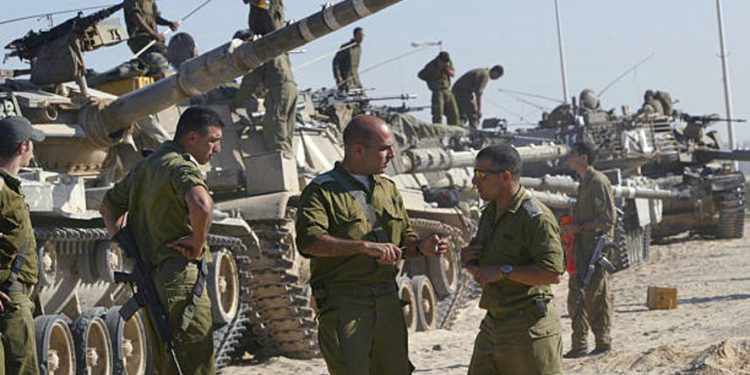Israel dijo que atacará a Hamas en Gaza después del bombardeo de cohetes