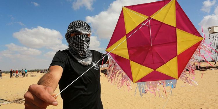 Hamas prometió detener los ataques incendiarios desde Gaza contra Israel
