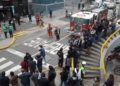 Estallaron dos mochilas cargadas con explosivos en una clínica de Lima: 18 heridos
