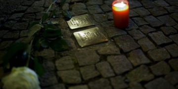 Munich comienza a reemplazar los "irrespetuosos" monumentos del Holocausto