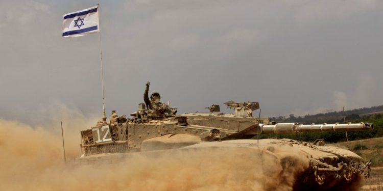 Islamistas de Gaza se infiltran en Israel, FDI responde con fuego de tanque