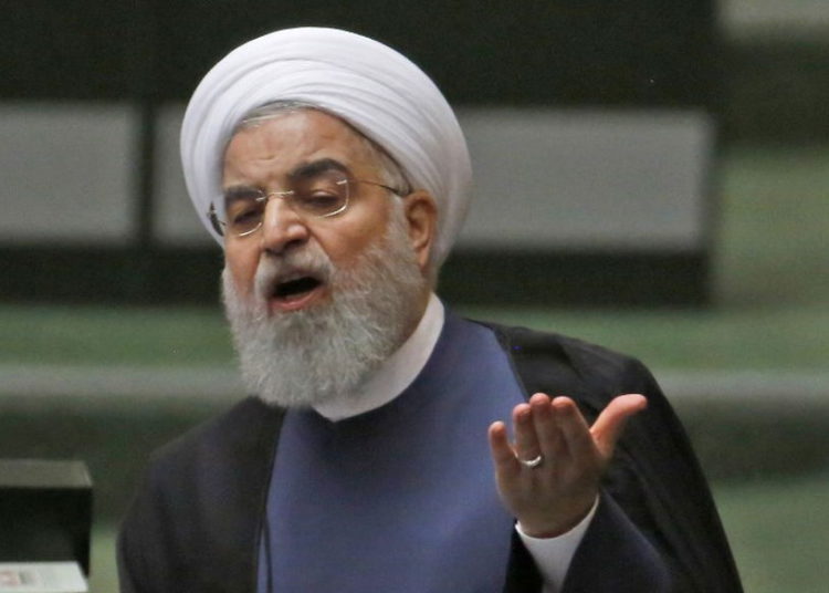 Legisladores de Irán critican a Rouhani por problemas económicos