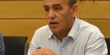 MK árabe muestra mapa de Israel dibujado con bandera palestina