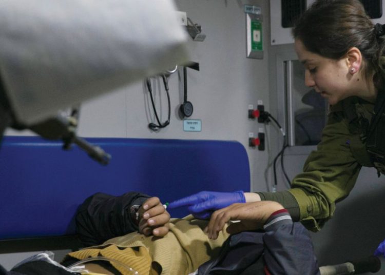 Salvando vidas en tierras volátiles: la unidad médica de la FDI en Judea y Samaria
