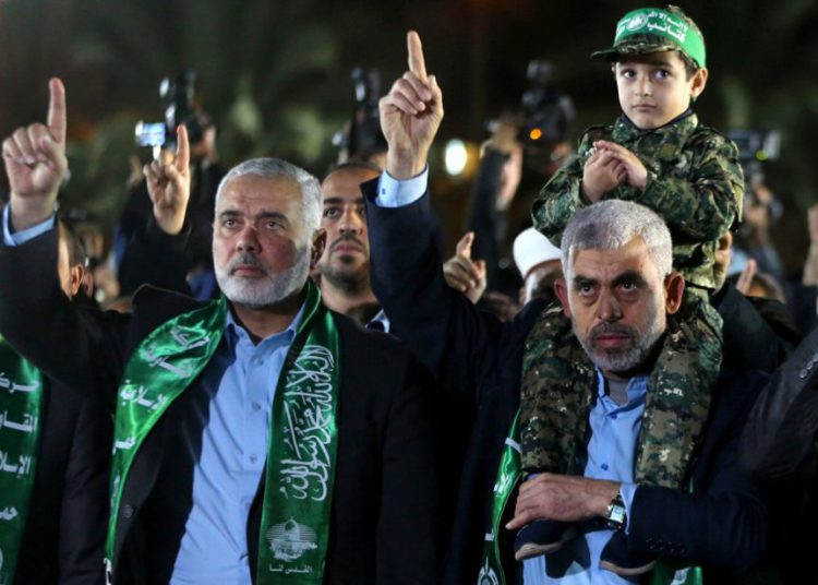 Funcionario de la Autoridad Palestina: líder de Hamas no liberará soldados a cambio de tregua con Israel