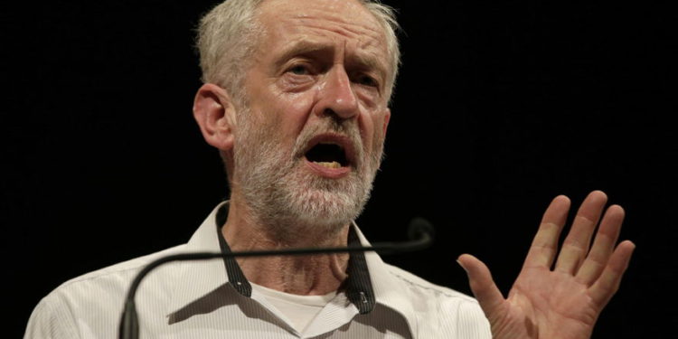 Corbyn nuevamente criticado por decir en 2013 que 'los sionistas' no tienen cultura inglesa