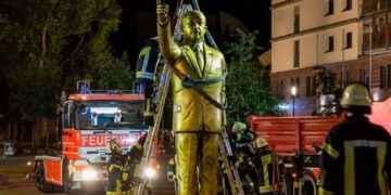 Una ciudad alemana retira estatua de Erdogan por cuestiones de seguridad