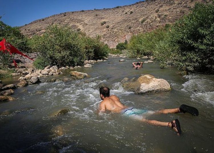 Ministerio de Salud insta a la calma a medida que más fuente de agua del Golán se contaminan