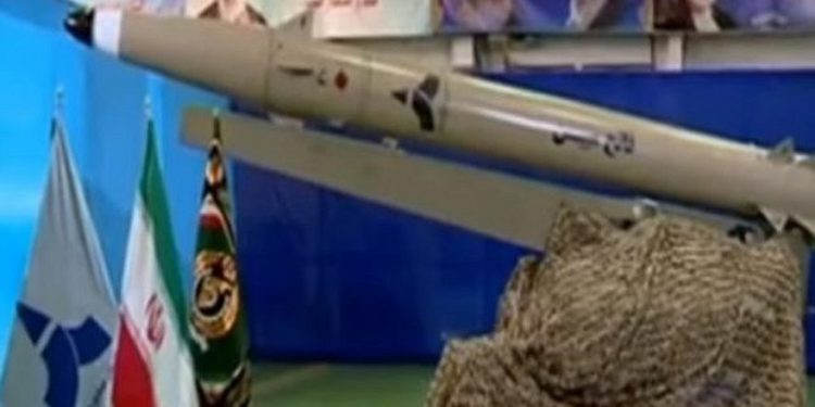 Irán revela misiles de próxima generación y promete aumentar sus capacidades