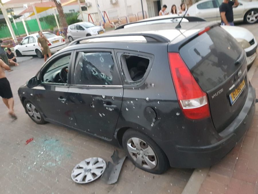 Cohetes de Gaza explotan en la ciudad del sur de Israel; dos israelíes heridos