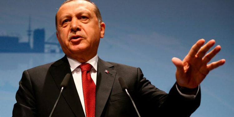 Erdogan allana el camino para una intervención militar turca en Libia