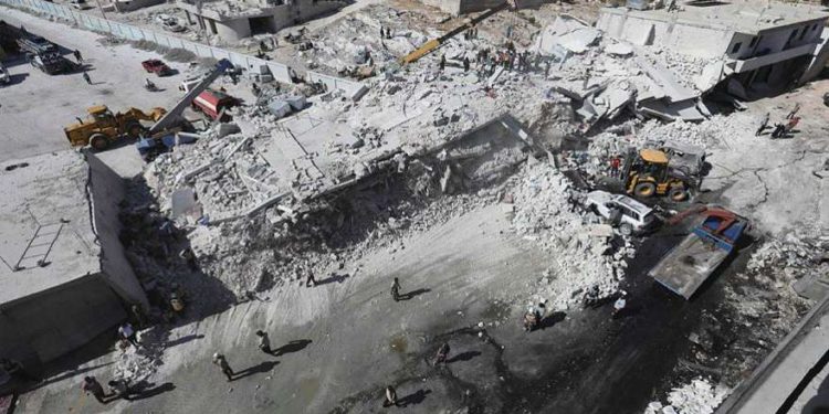 Explosión cerca de la frontera sirio-turca mata al menos a 18; causa poco clara