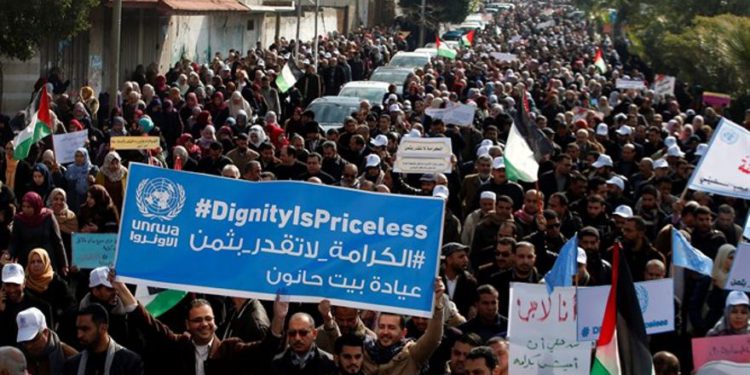Trabajadores de UNRWA realizan 'motín' en Gaza