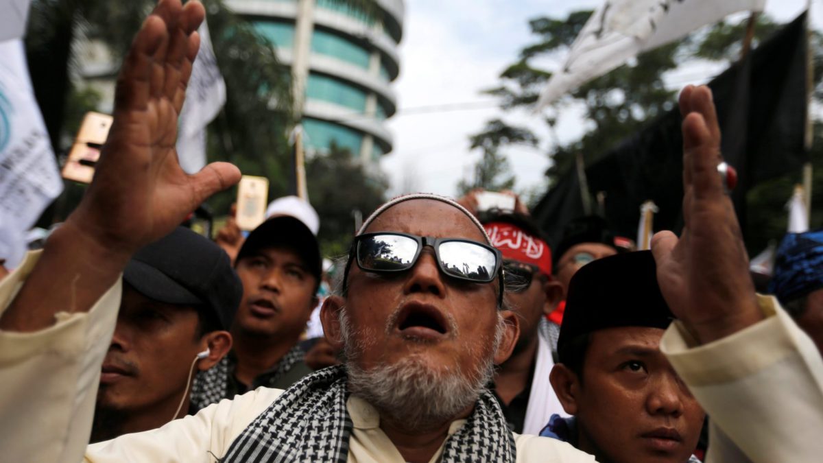 Mujer indonesia sentenciada a prisión por pedir que Mezquita baje su volumen