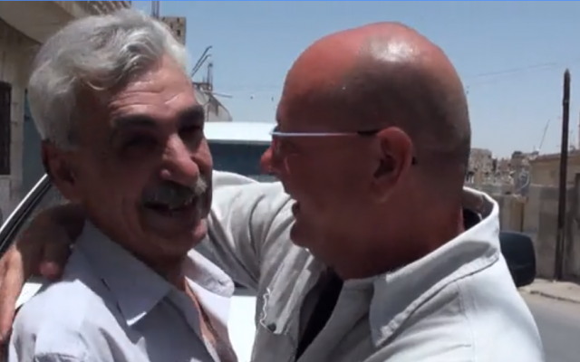 36 años después, prisionero de guerra israelí se encuentra con el soldado palestino que lo salvó
