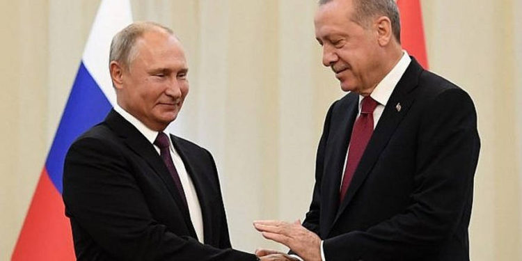 Erdogan le pide a Putin que “se haga a un lado” en Siria