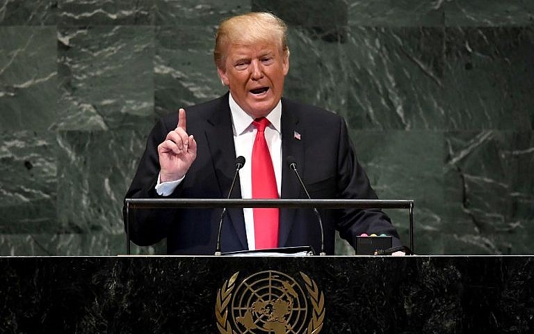 El presidente de EE. UU., Donald Trump, se dirige a la 73ª sesión de la Asamblea General en las Naciones Unidas en Nueva York el 25 de septiembre de 2018. (AFP PHOTO / TIMOTHY A. CLARY)