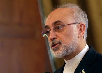 Irán dice que la retirada de Estados Unidos del acuerdo nuclear amenaza la paz regional