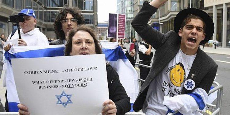 Partido Laborista del Reino Unido adopta la definición completa de antisemitismo de IHRA