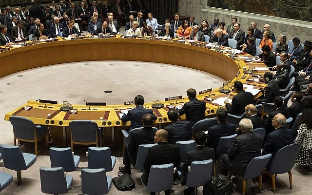 El presidente Donald Trump se dirige al Consejo de Seguridad de las Naciones Unidas durante la 73ª sesión de la Asamblea General de las Naciones Unidas, en la sede de la ONU, el 26 de septiembre de 2018. (AP Photo / Craig Ruttle)