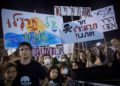Miles de manifestantes en Tel Aviv protestan por la ubicación de una plataforma de gas