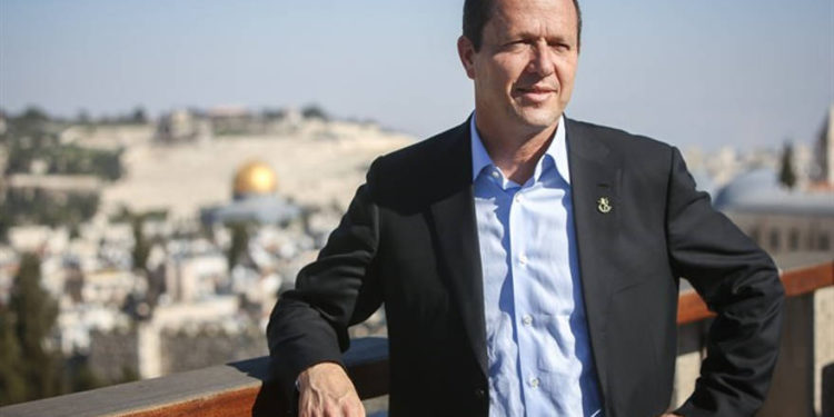 Barkat se compromete a expulsar a UNRWA de Jerusalem