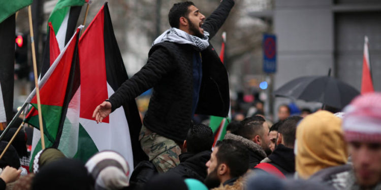 Manifestación “antirracista” en Berlín exige la destrucción de Israel