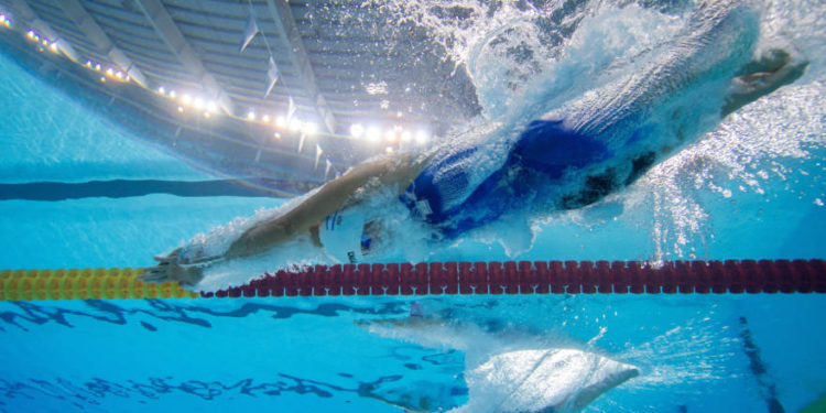 Nadadora israelí gana medalla de oro en los juegos olímpicos de la juventud en Argentina