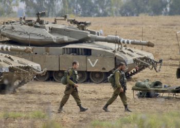 FDI responsabiliza a Hamas por el ataque y envía refuerzos a la frontera con Gaza