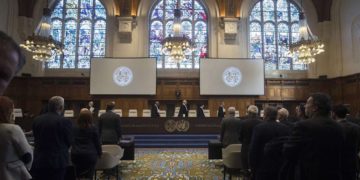 Estados Unidos: “Irán no puede demandarnos con sus manos inmundas”
