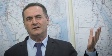 Siguiendo la visita de Netanyahu, ministro de Transporte e Inteligencia israelí se dirigirá a Omán