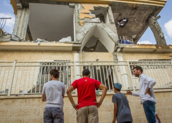 "Fue un milagro" dice la madre que salvó a sus hijos del ataque aéreo en Beer Sheba