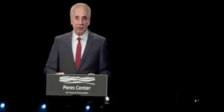 Shimon Peres entregó un mensaje en holograma en la Cumbre de Innovación de Israel
