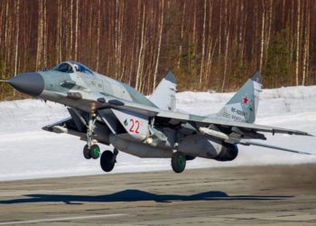 Caza MiG-29 fabricado en Rusia se estrella en la India